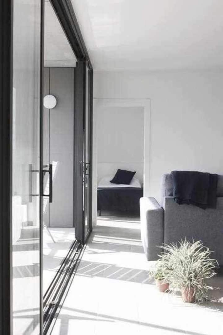 OD'A Apartaments Roses Exterior foto
