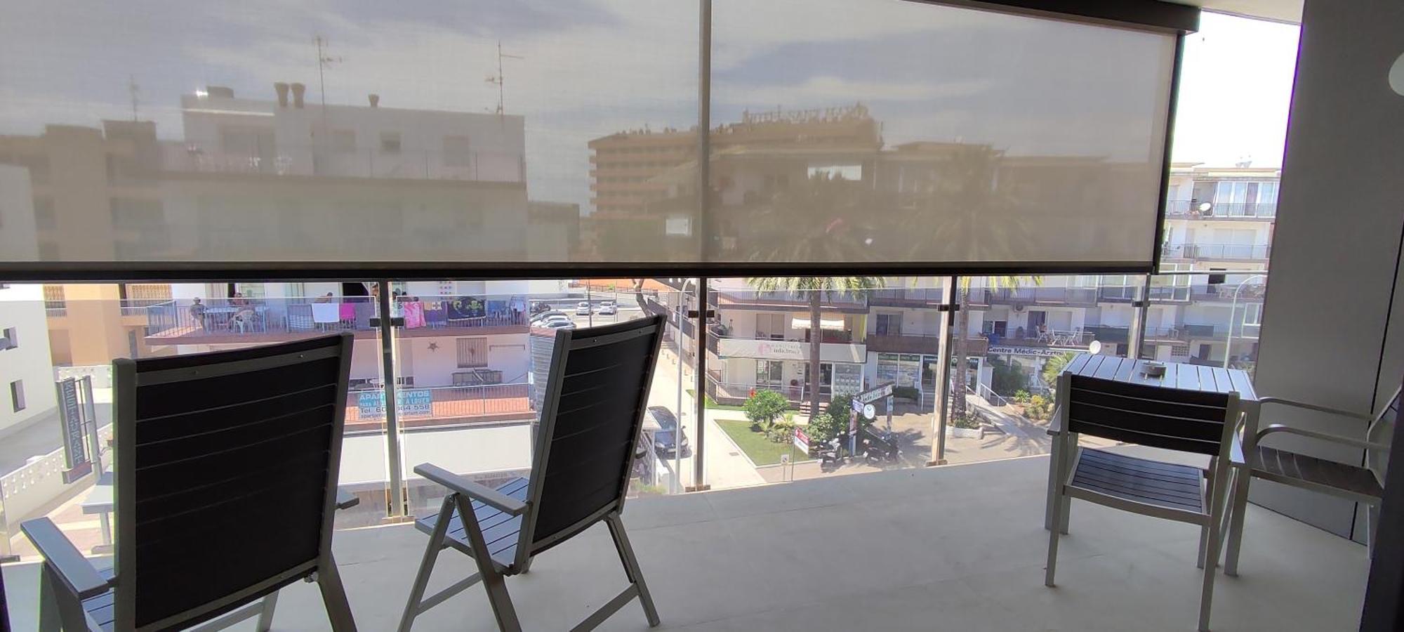OD'A Apartaments Roses Exterior foto